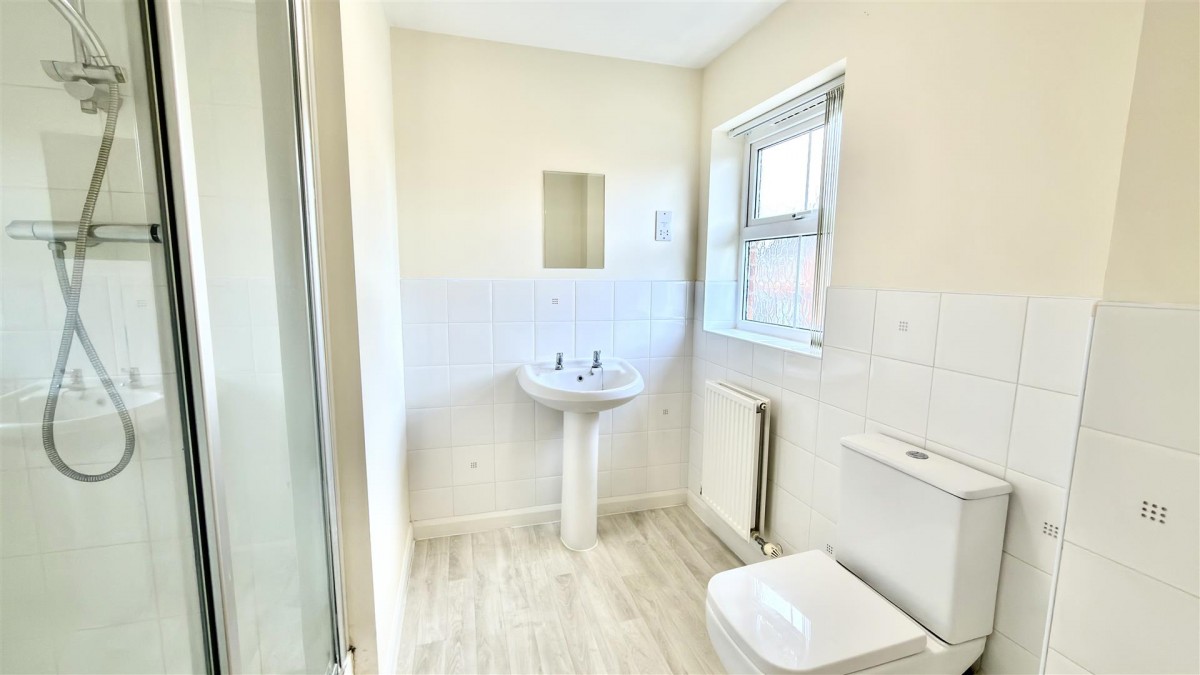 Field Close, Kettlebrook