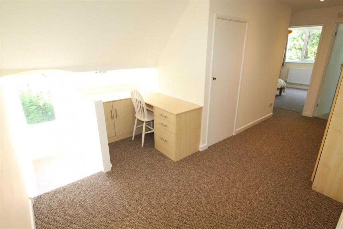 Rothesay Drive, Highcliffe, Christchurch, Dorset, BH23 4LB