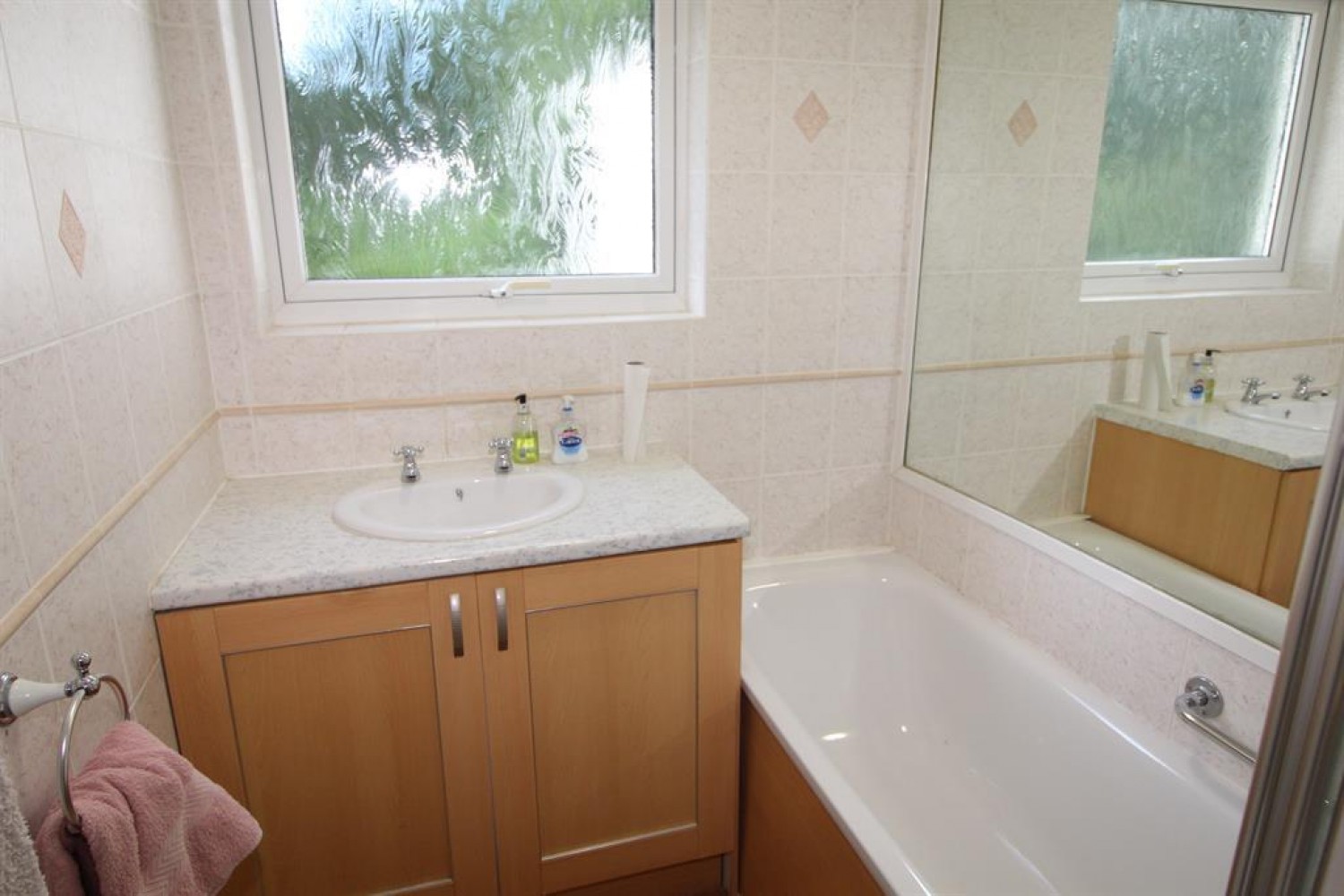 Rothesay Drive, Highcliffe, Christchurch, Dorset, BH23 4LB