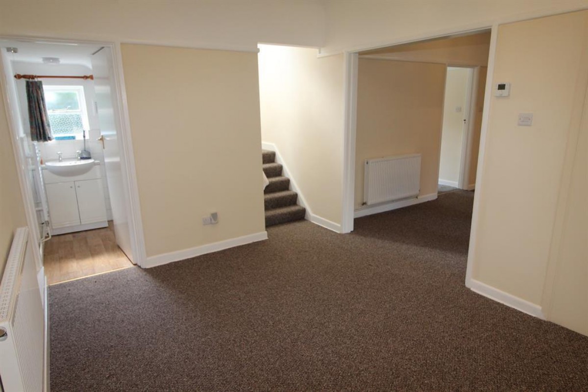 Rothesay Drive, Highcliffe, Christchurch, Dorset, BH23 4LB