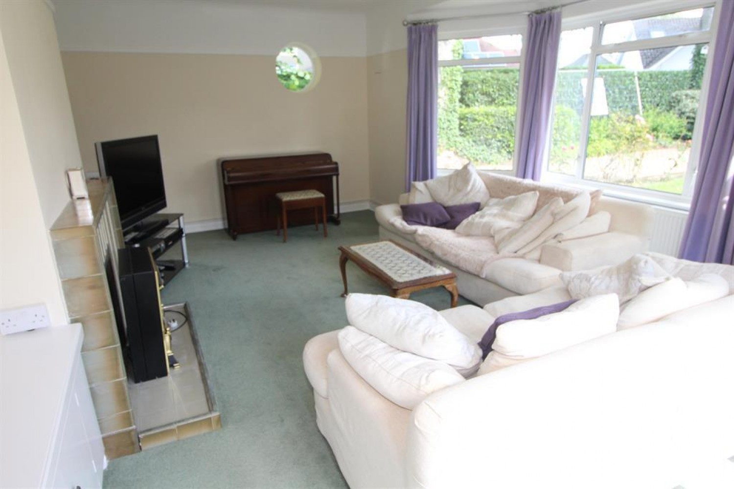 Rothesay Drive, Highcliffe, Christchurch, Dorset, BH23 4LB