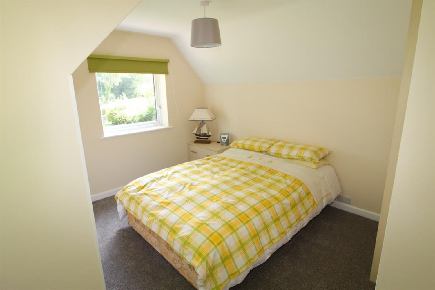 Rothesay Drive, Highcliffe, Christchurch, Dorset, BH23 4LB