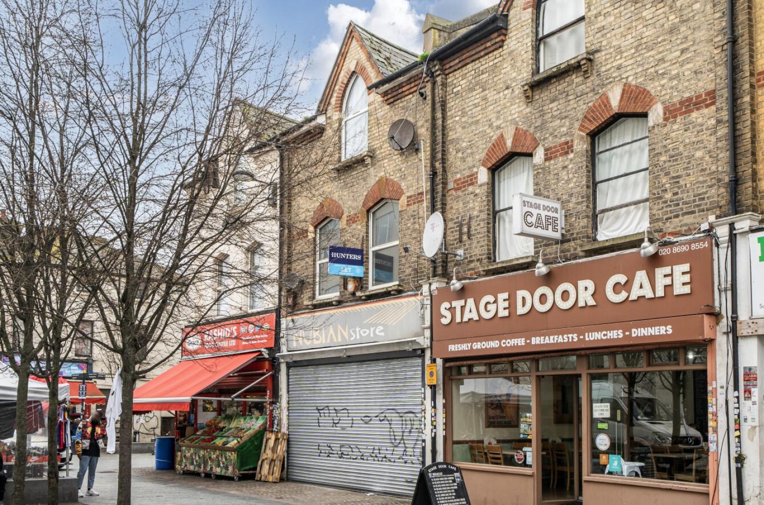 Catford Broadway, London, SE6 4SN