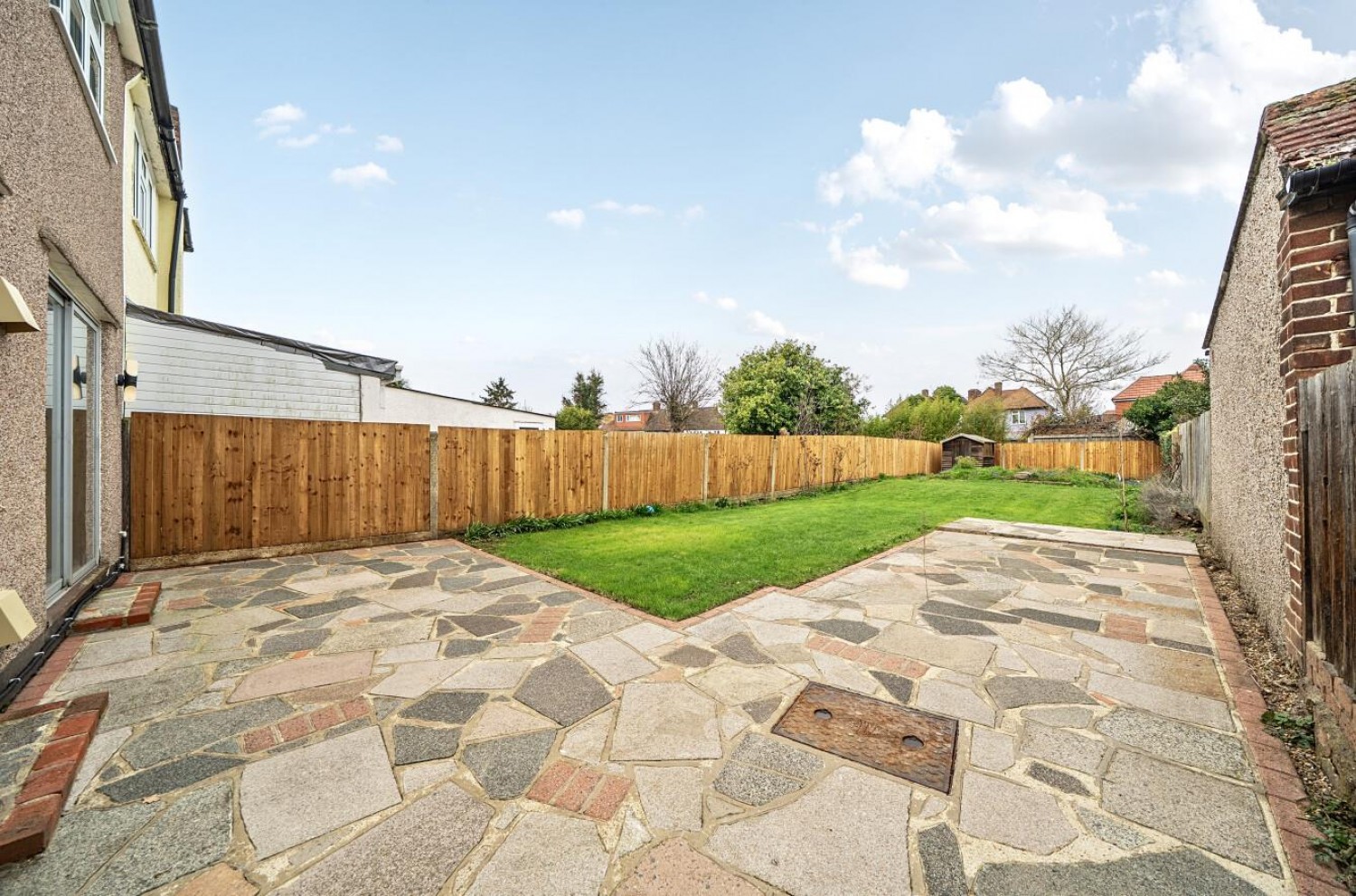 Daneswood Avenue, London, SE6 2RG