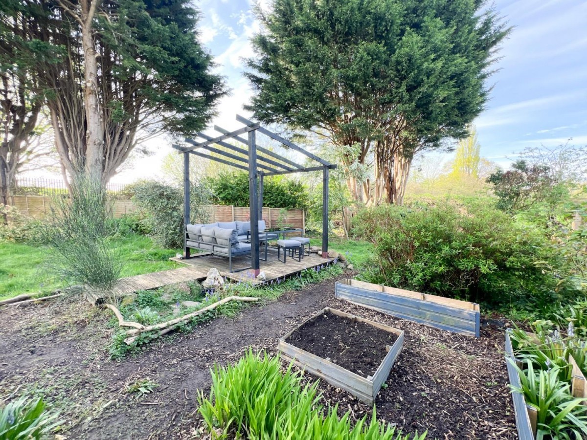 Hungerford Gardens, Bristol, BS4 5HB