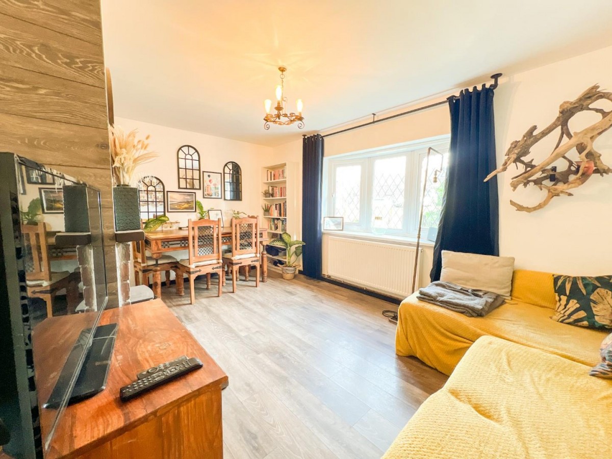 Hungerford Gardens, Bristol, BS4 5HB