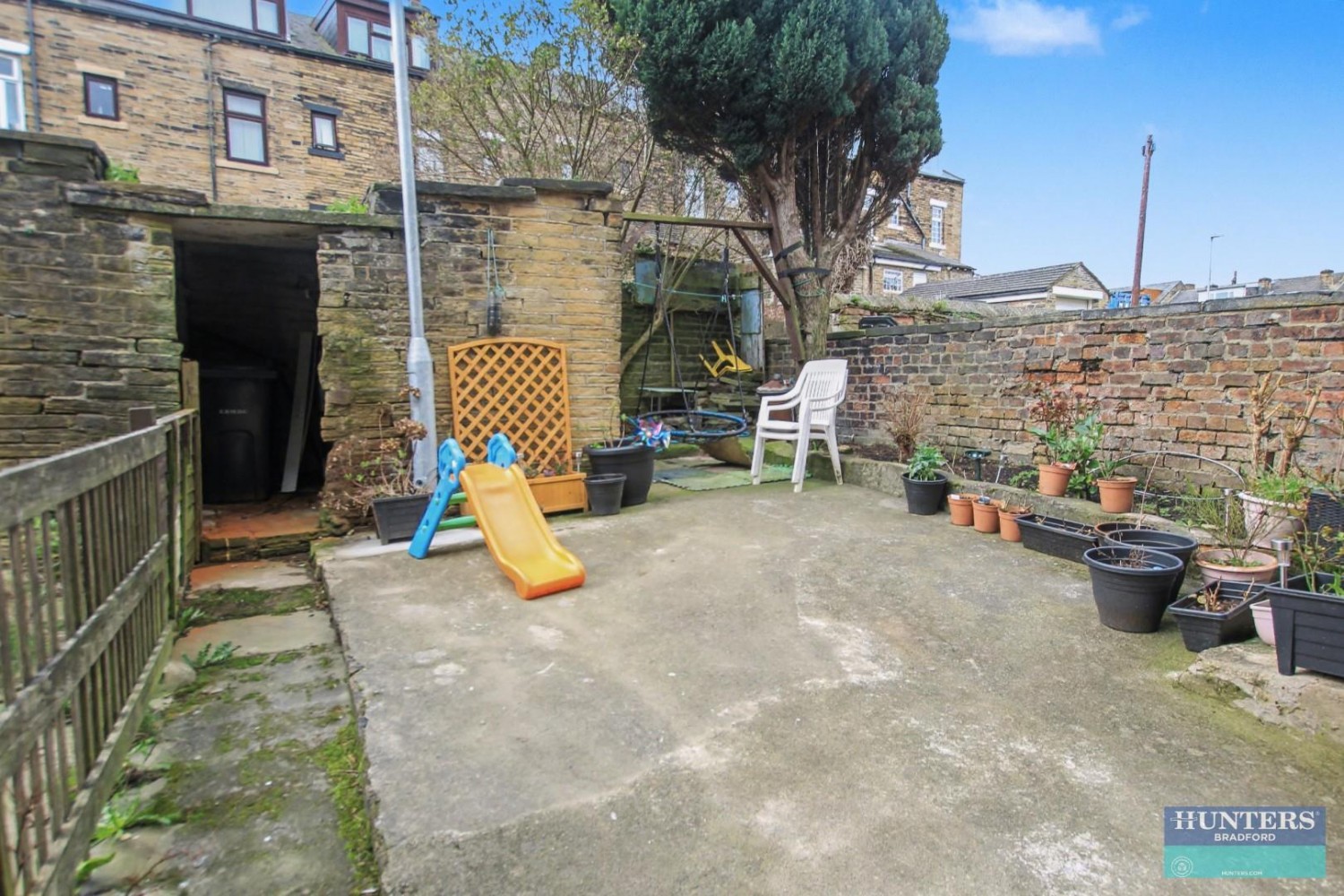 Crossley Street Bradford, BD7 3BJ