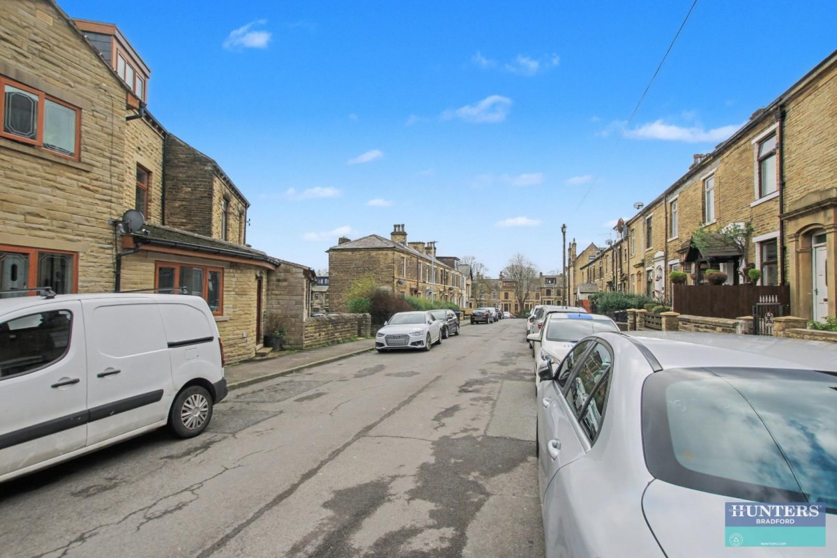 Crossley Street Bradford, BD7 3BJ