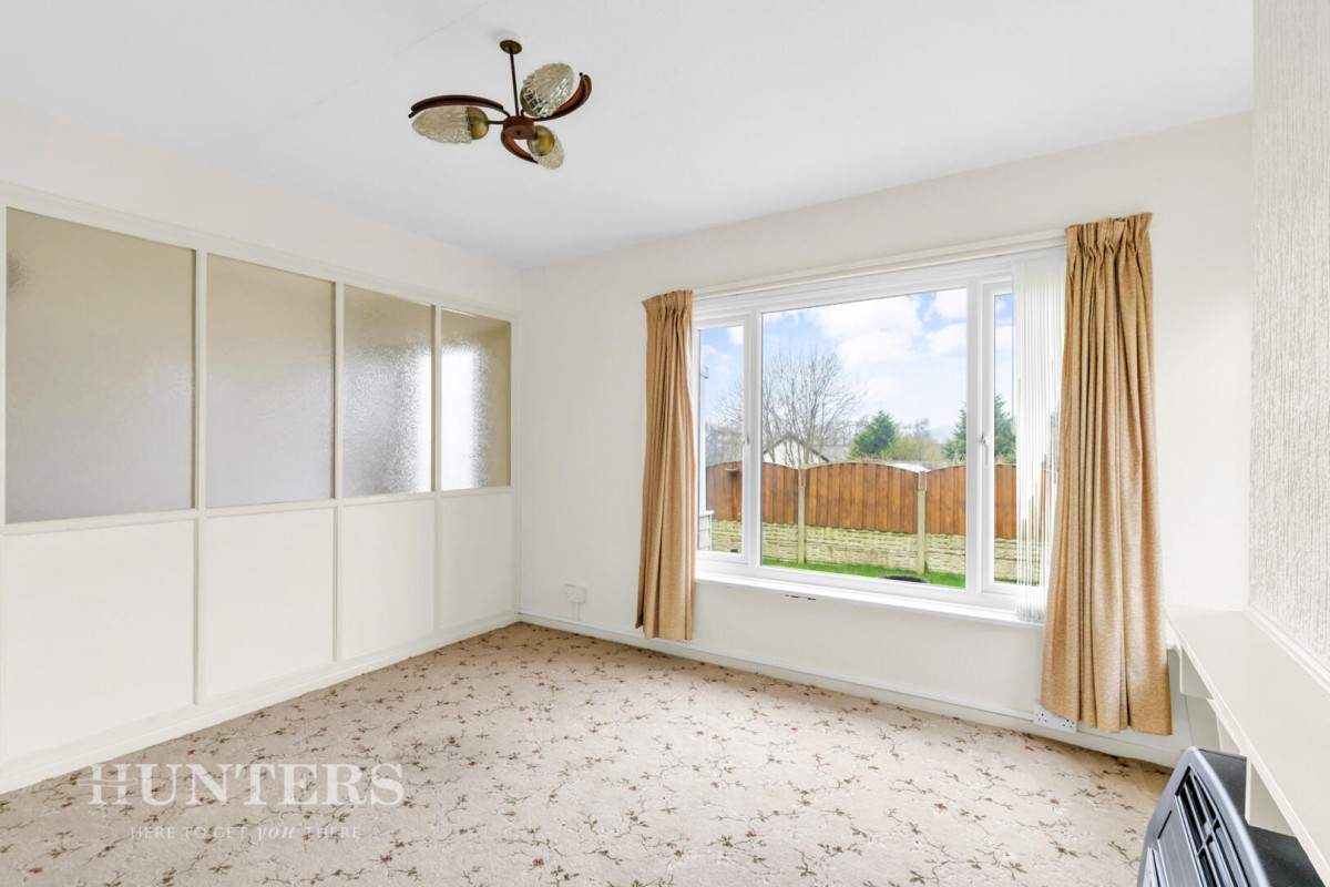 Henry Street, Smithy Bridge OL15 0EW