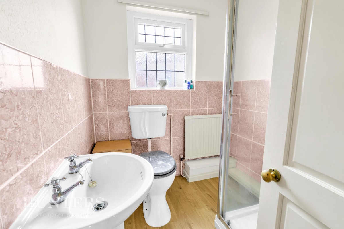 Henry Street, Smithy Bridge OL15 0EW