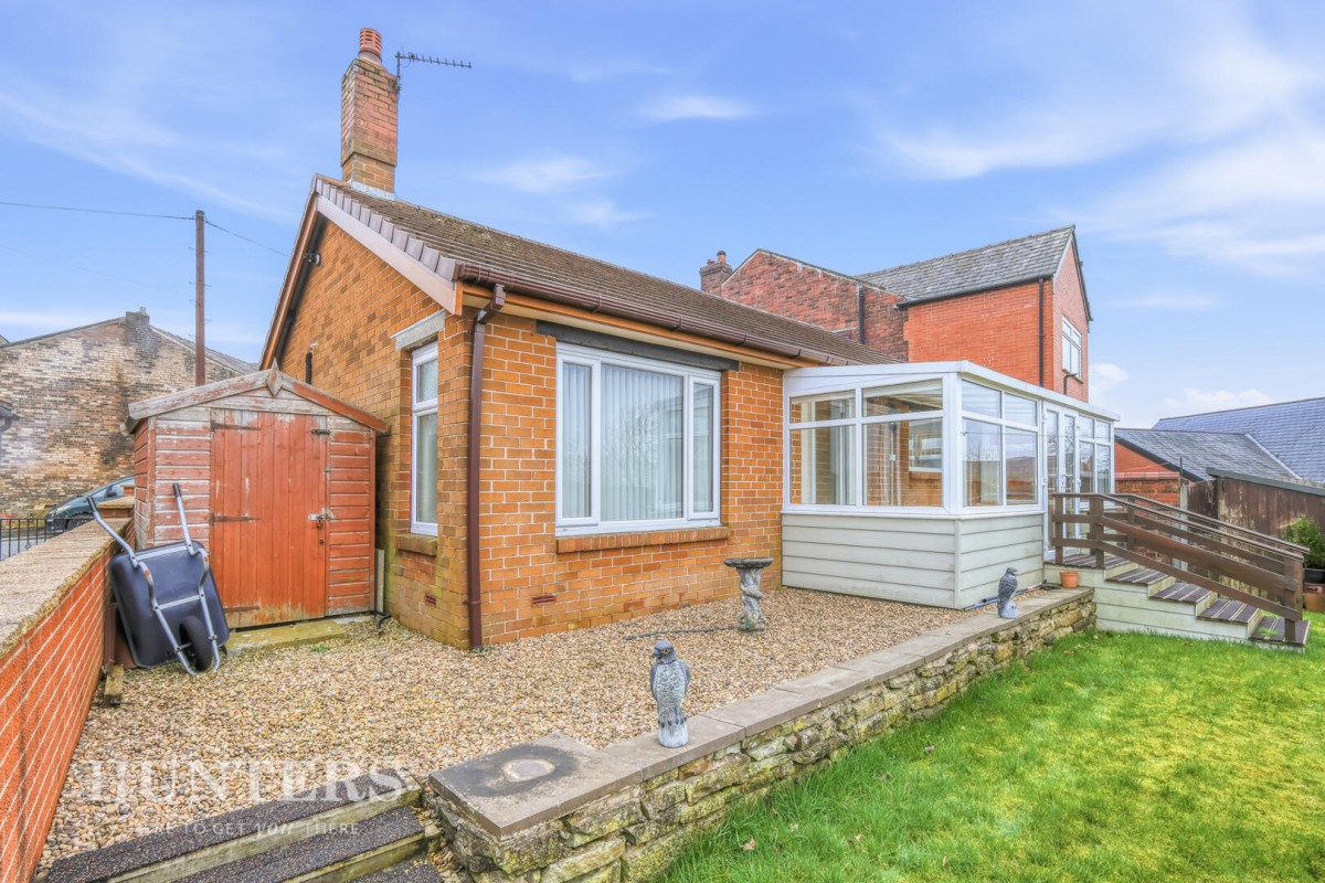 Henry Street, Smithy Bridge OL15 0EW