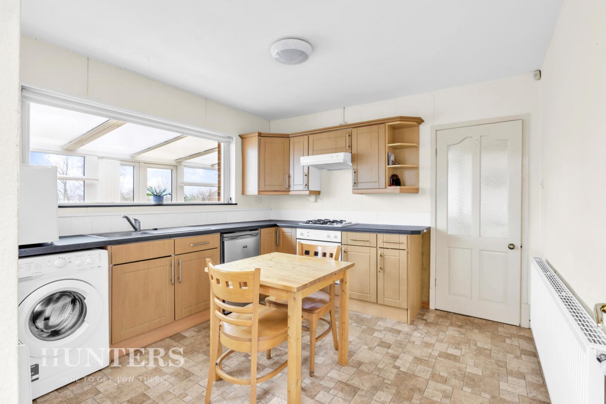 Henry Street, Smithy Bridge OL15 0EW