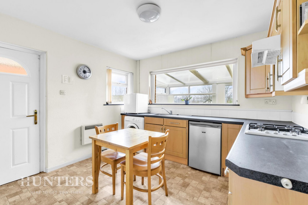 Henry Street, Smithy Bridge OL15 0EW