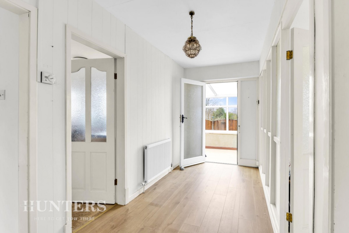 Henry Street, Smithy Bridge OL15 0EW