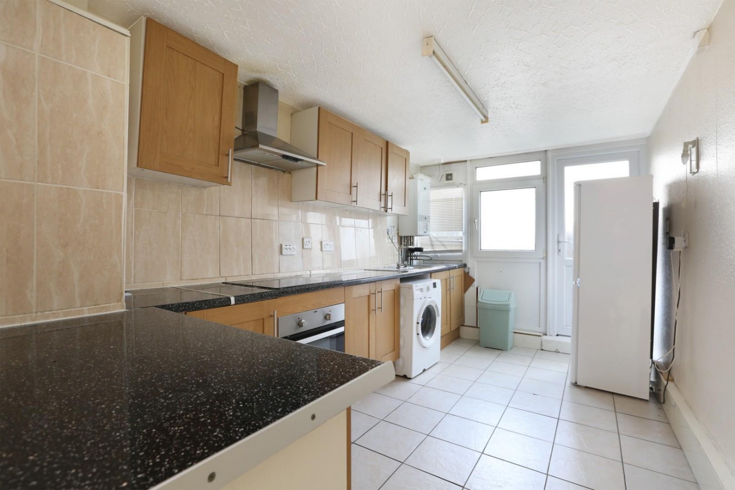 3 bedroom Flat for sale in Flaxman Road, London, SE5