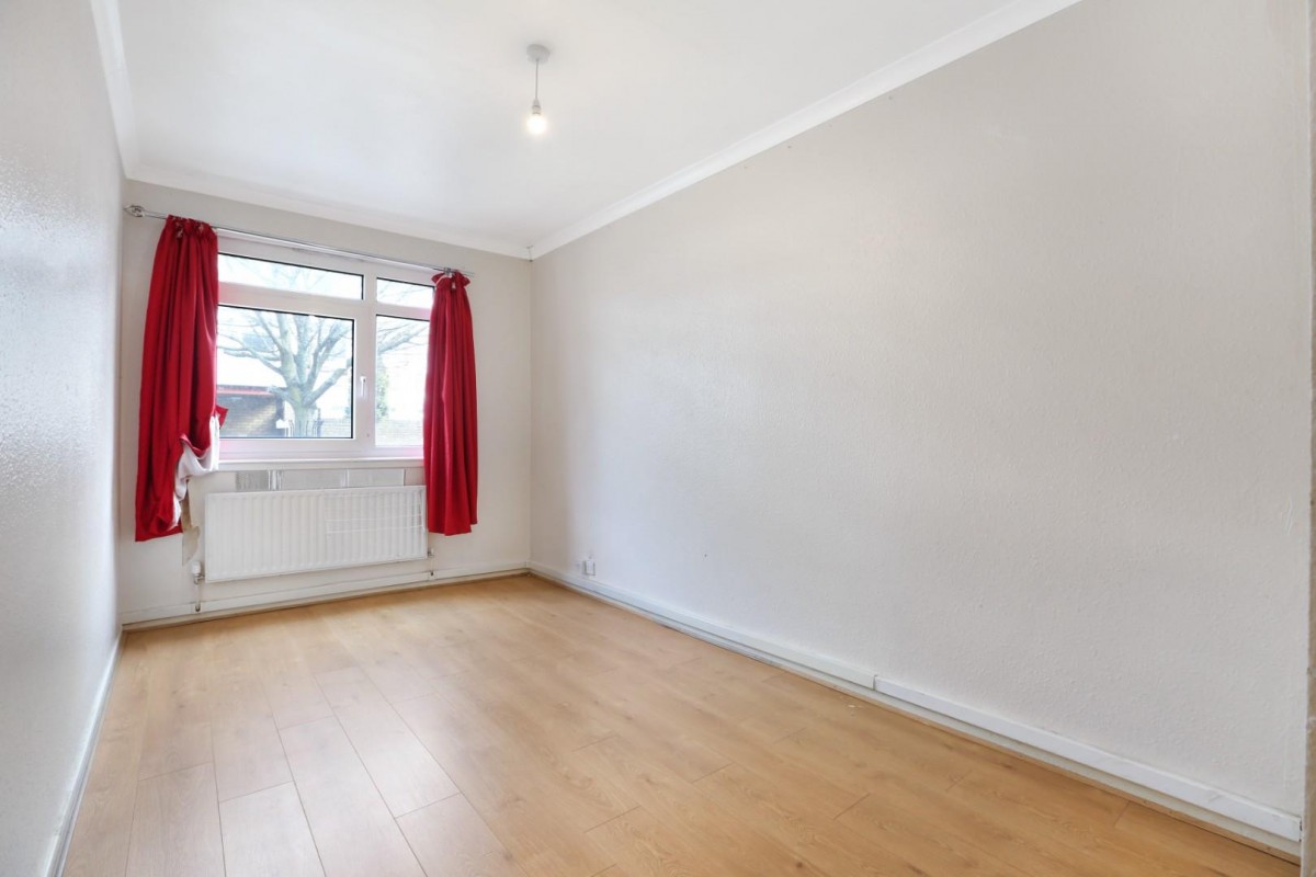 Flaxman Road, London, SE5