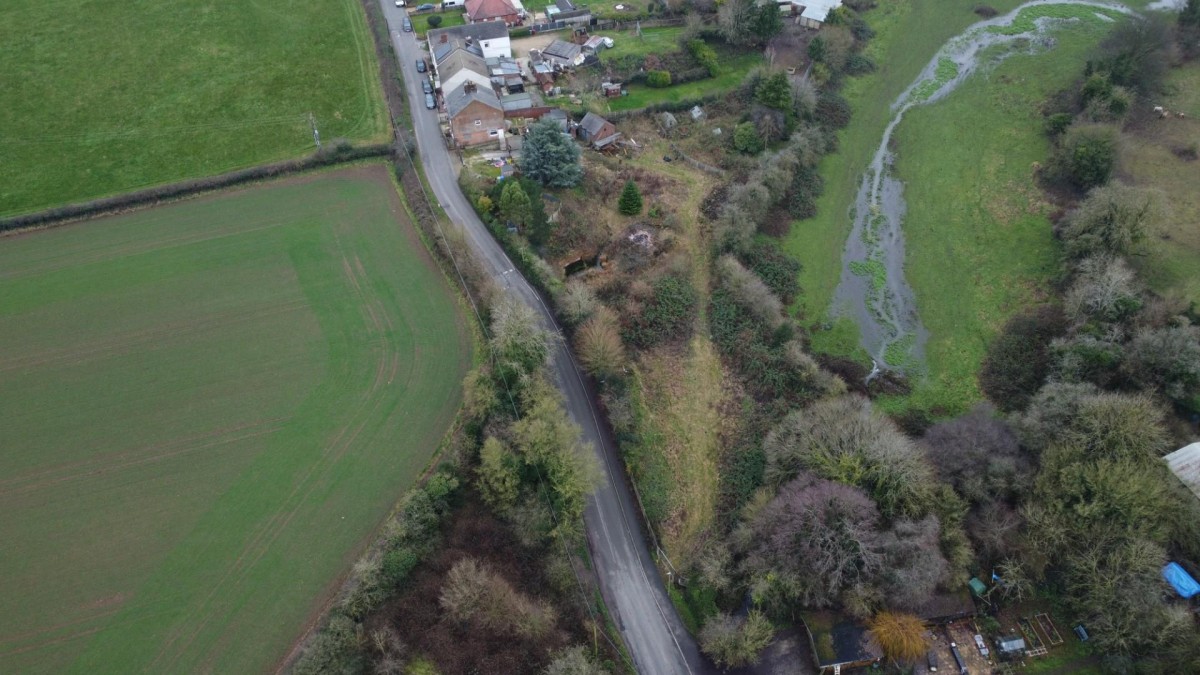 DEVELOPMENT OPPORTUNITY - Hollin Hill Road, Clowne, Chesterfield, S43 4AX