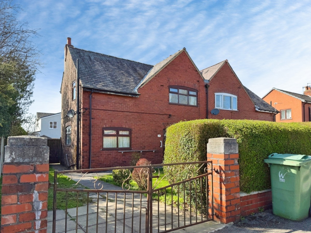 Clarke Street, Leigh, Lancs