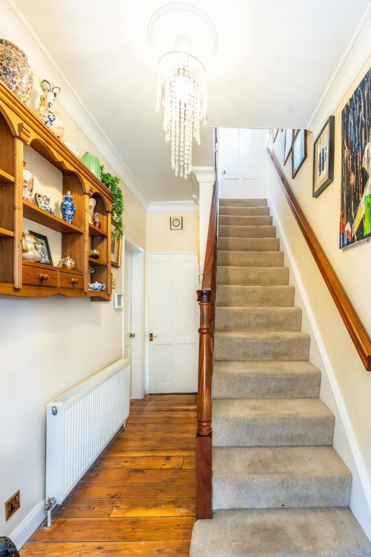 Apperley Road, Apperley Bridge