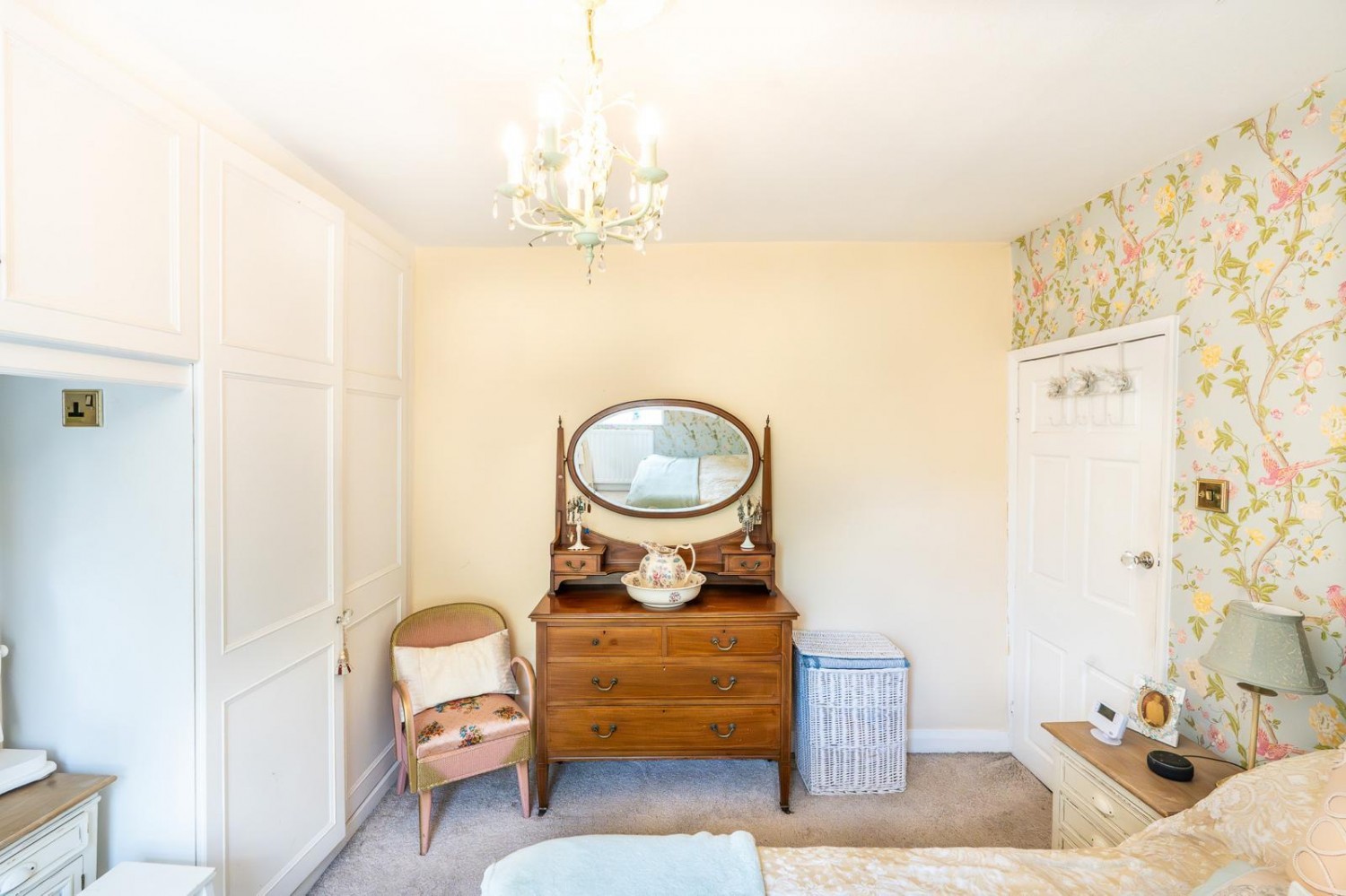 Apperley Road, Apperley Bridge