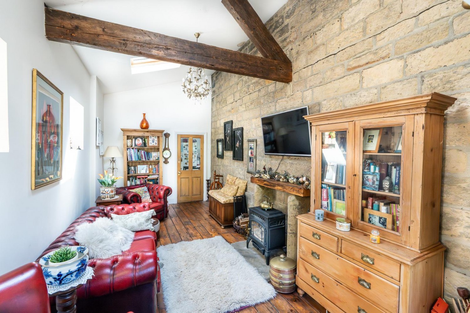 Apperley Road, Apperley Bridge