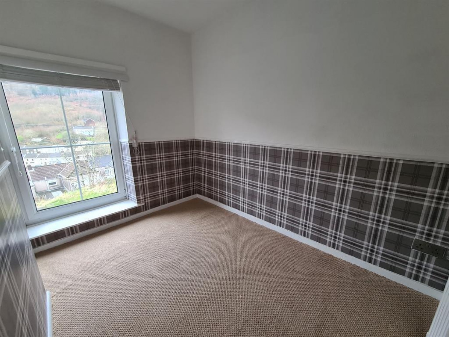 Vale View Terrace, Nantymoel, Bridgend, CF32 7PB