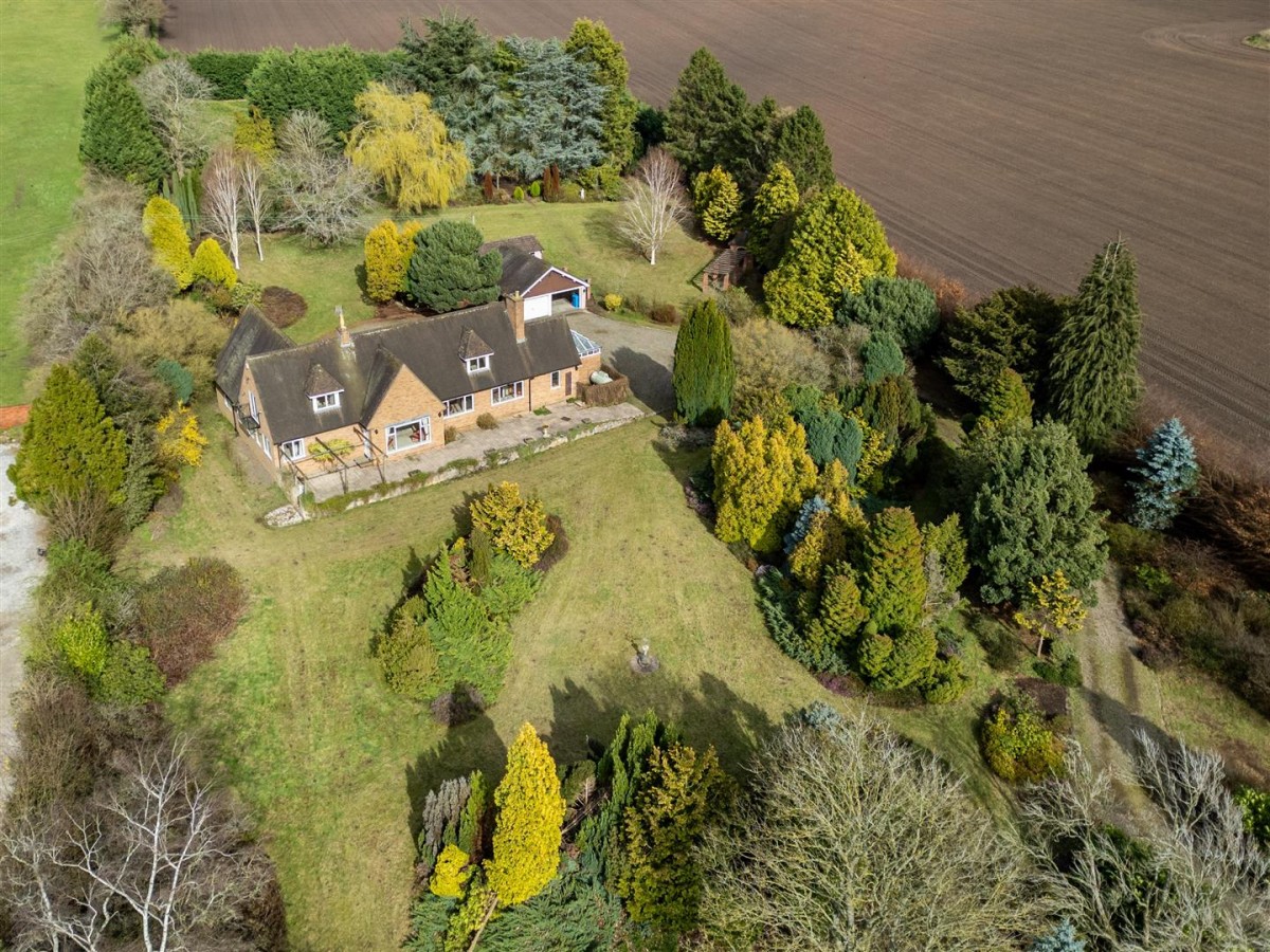 Sugar Loaf Lane, Iverley, Kidderminster, DY10 3PD