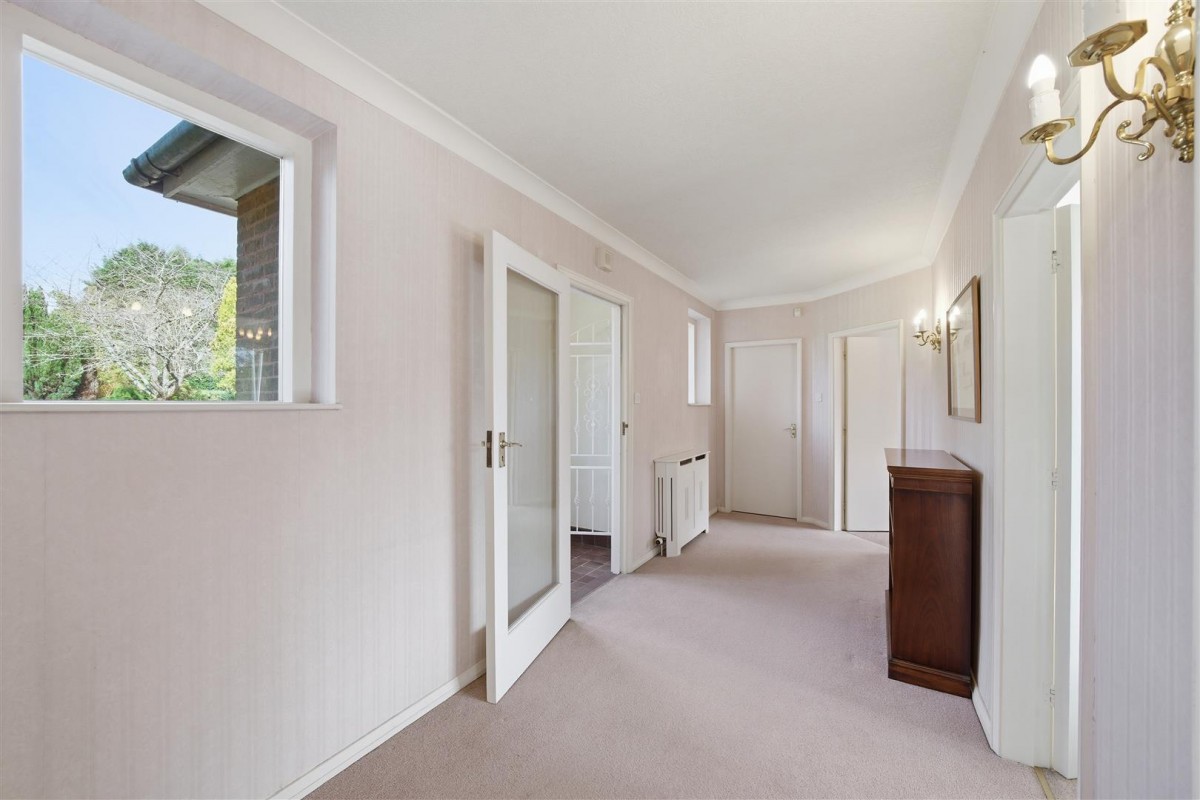 Sugar Loaf Lane, Iverley, Kidderminster, DY10 3PD