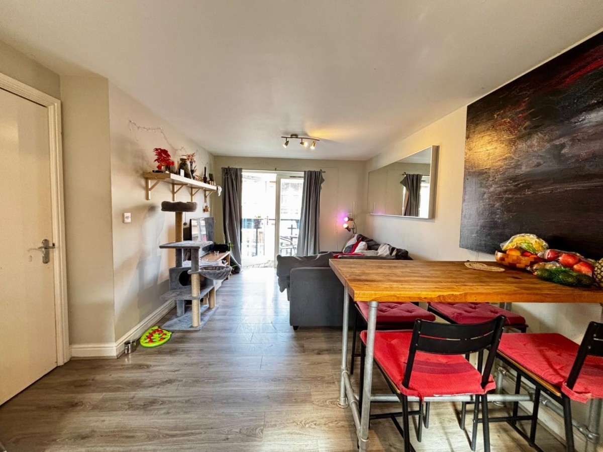 Balloon Court, Cave Street, St Pauls, Bristol BS2 8AG