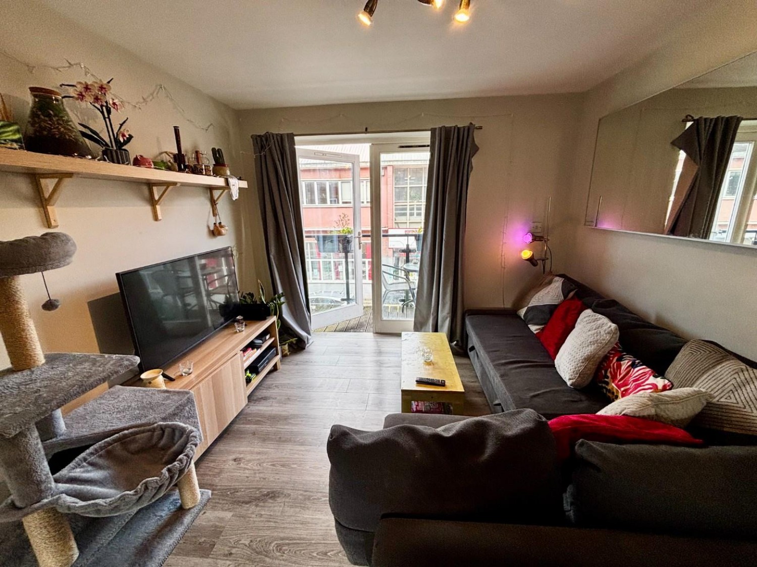 Balloon Court, Cave Street, St Pauls, Bristol BS2 8AG