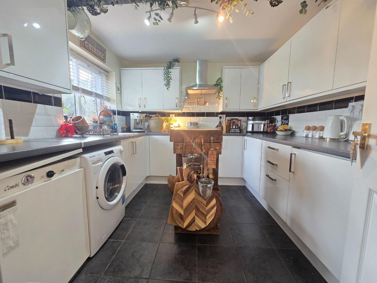 Kirkby Wharfe Cottages Kirkby Wharfe, Tadcaster