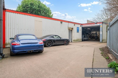 Wellington Road South, Hounslow, TW4