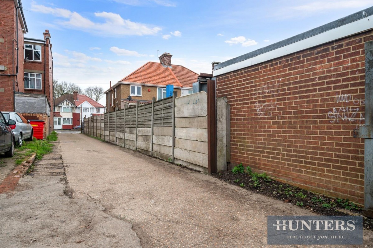 Hounslow, TW4
