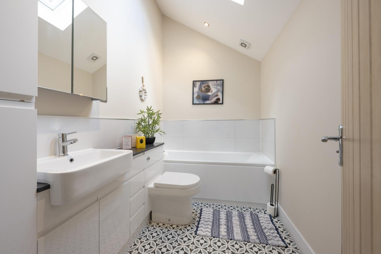 Cot Lane, Kingswinford