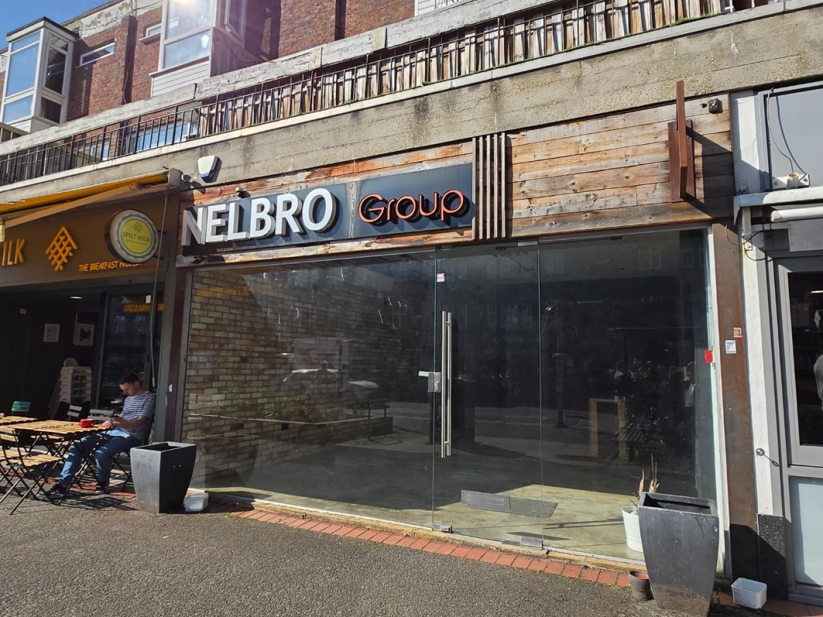 High Street, Carshalton, SM5 3AX