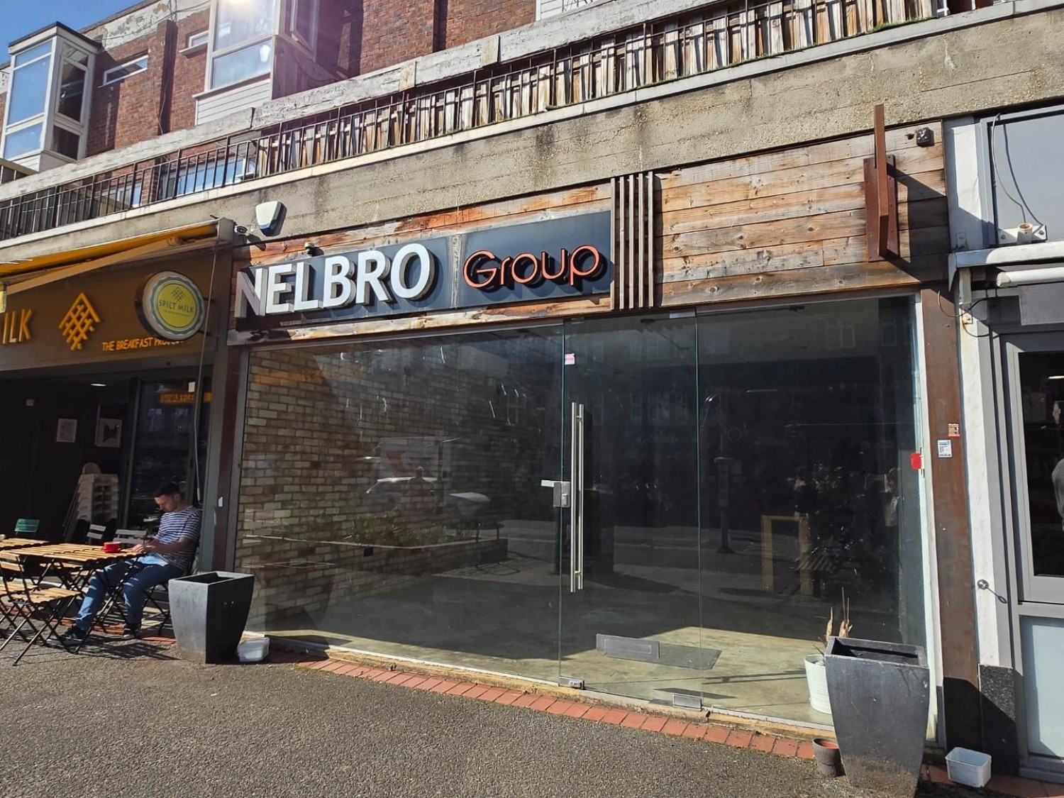 High Street, Carshalton, SM5 3AX