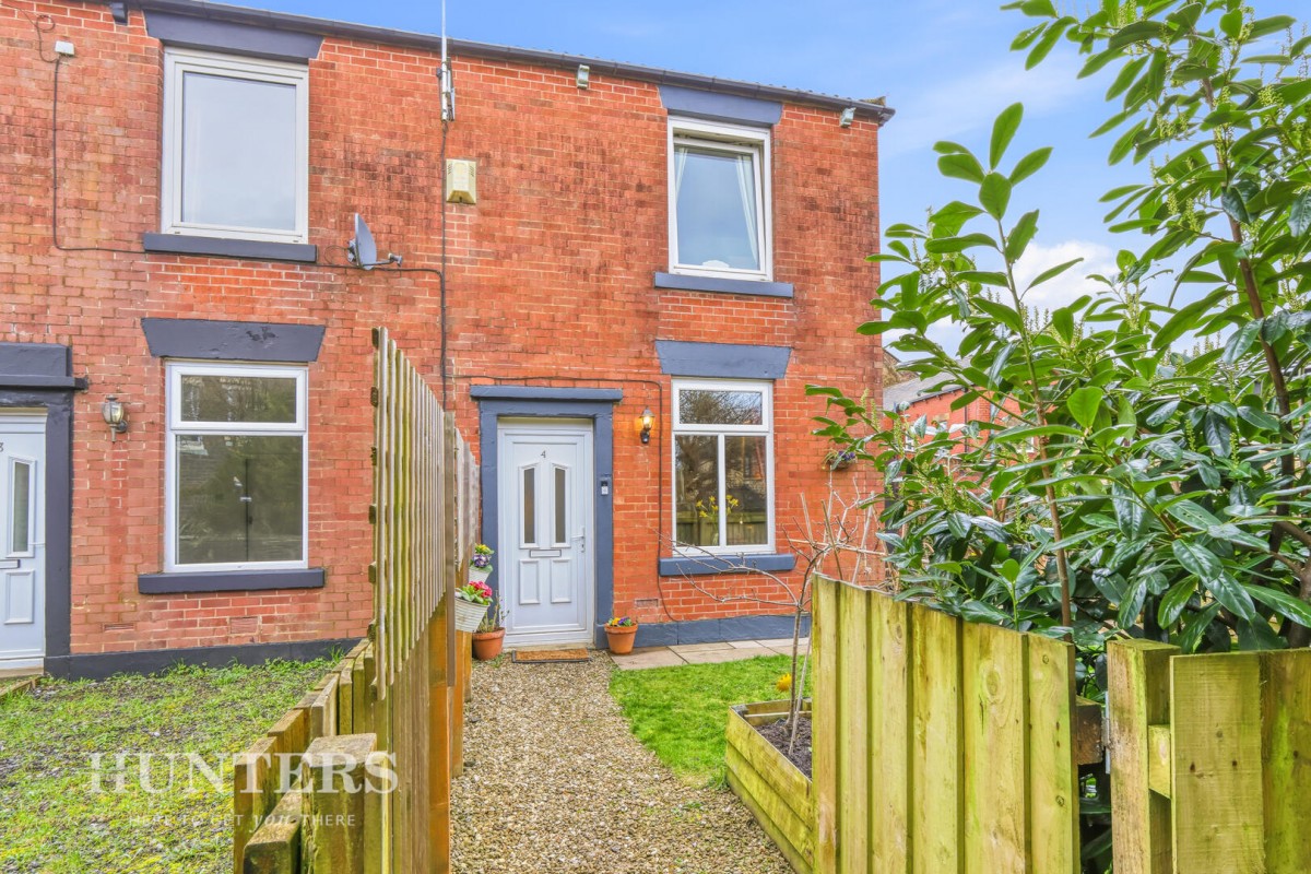 Queens Road Terrace, Littleborough, OL15 8AN