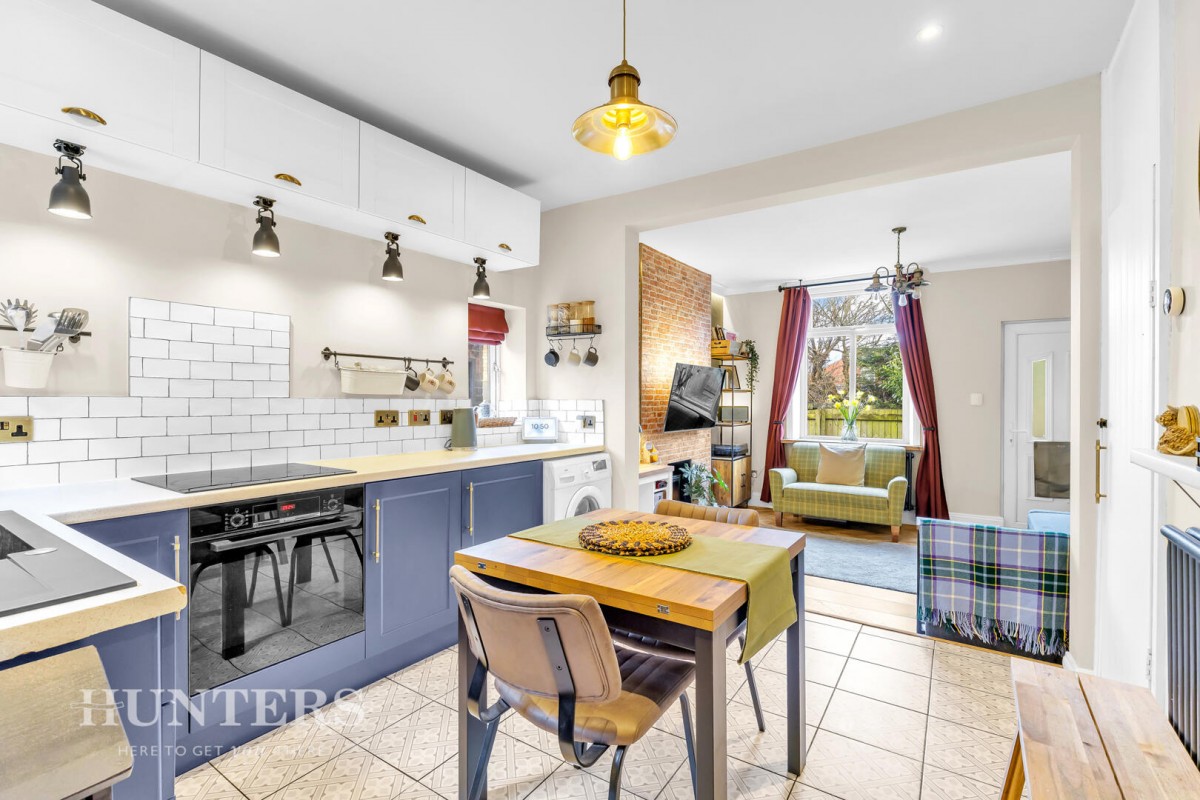 Queens Road Terrace, Littleborough, OL15 8AN