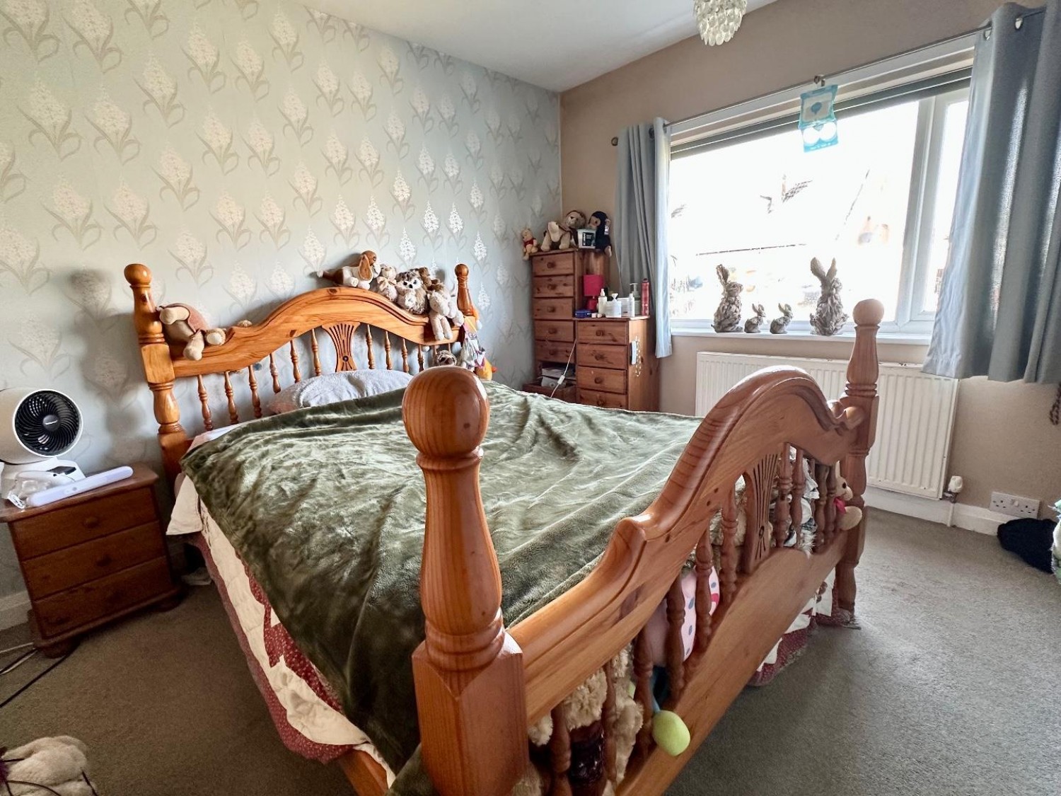 4 bedroom House for sale in Eddleston Close, Staining, Blackpool