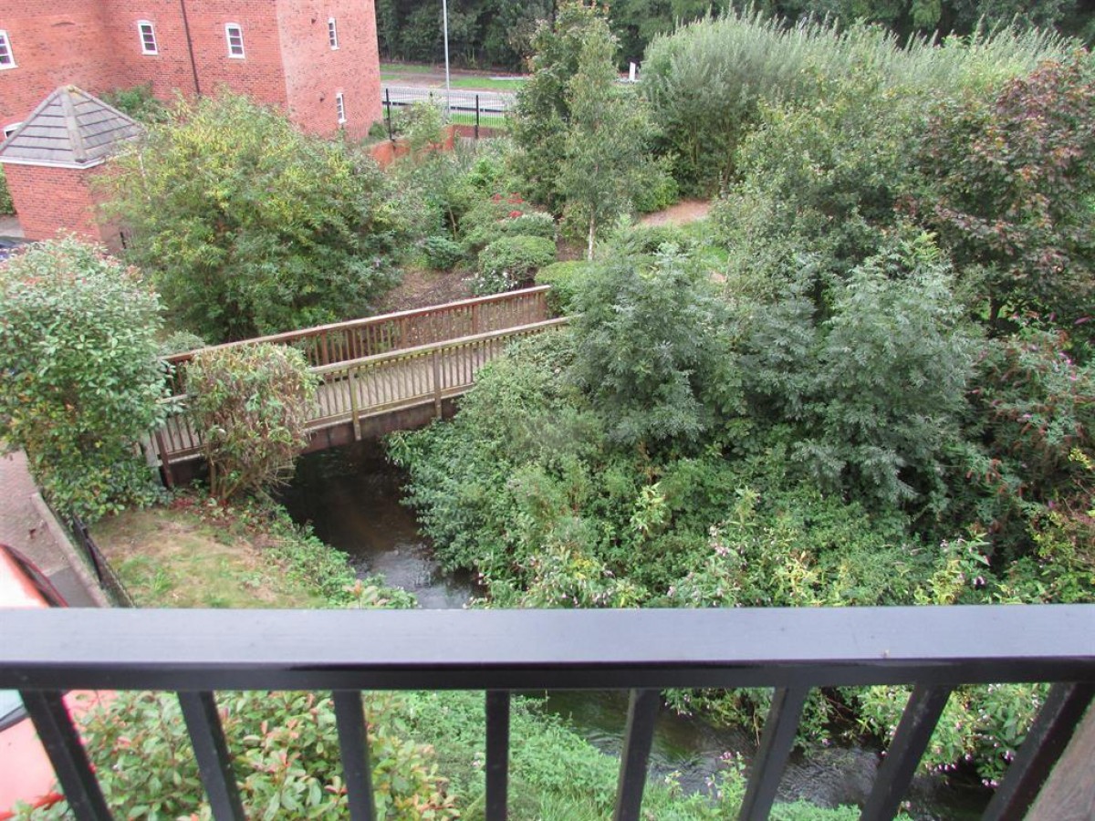 Marina View, Fazeley