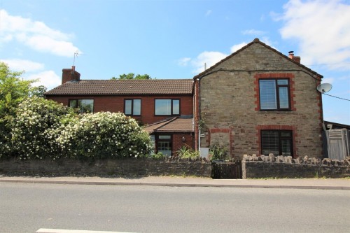Bristol Road, Falfield, Wotton-under-Edge, GL12 8DF