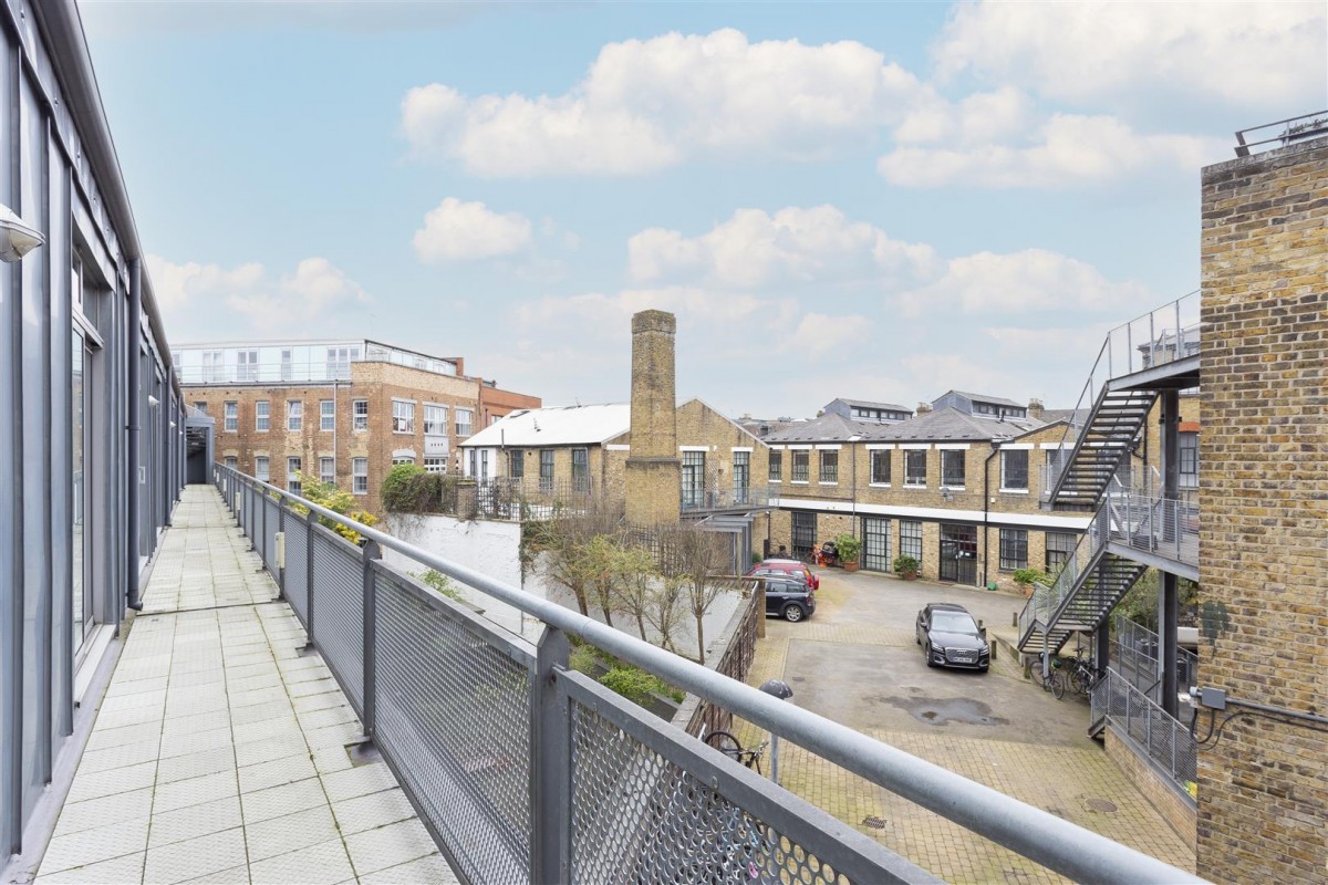 Piano Lane, Carysfort Road, London, N16