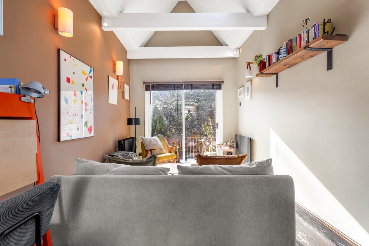 Sandringham Road, London, E8