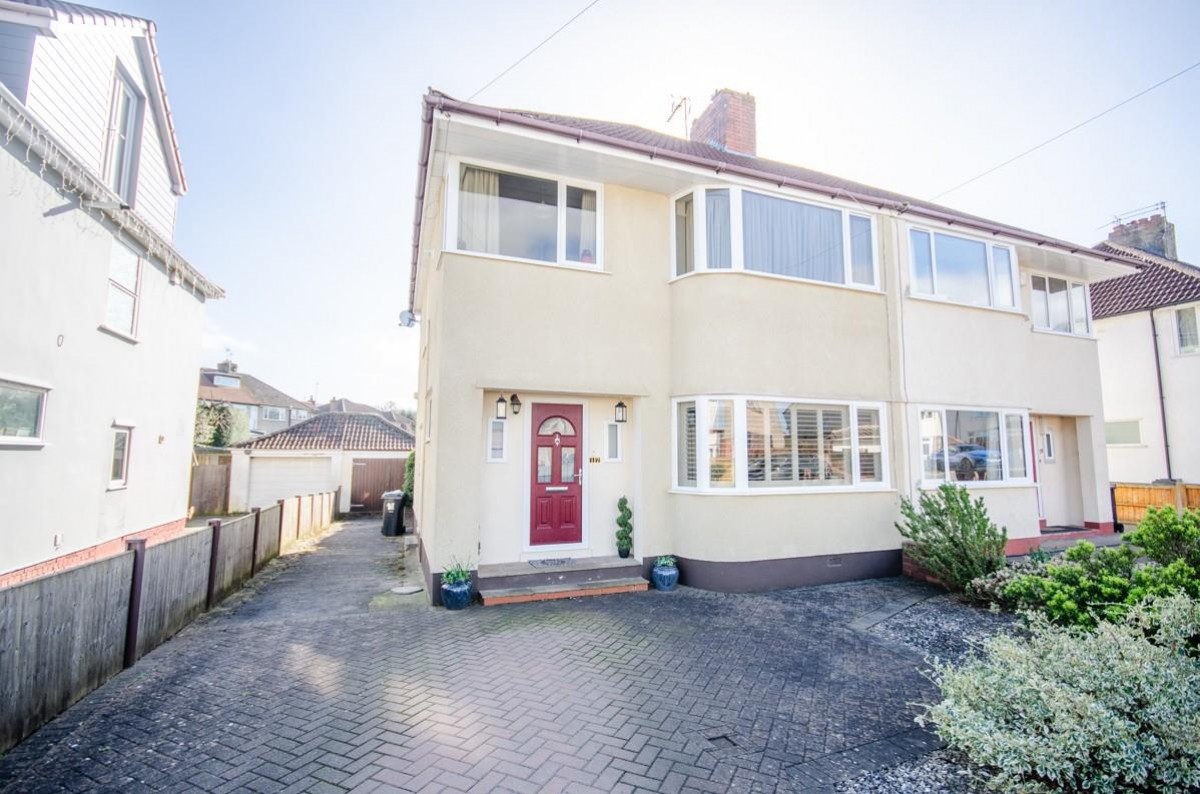 Heath Walk, Downend, Bristol, BS16 6EZ