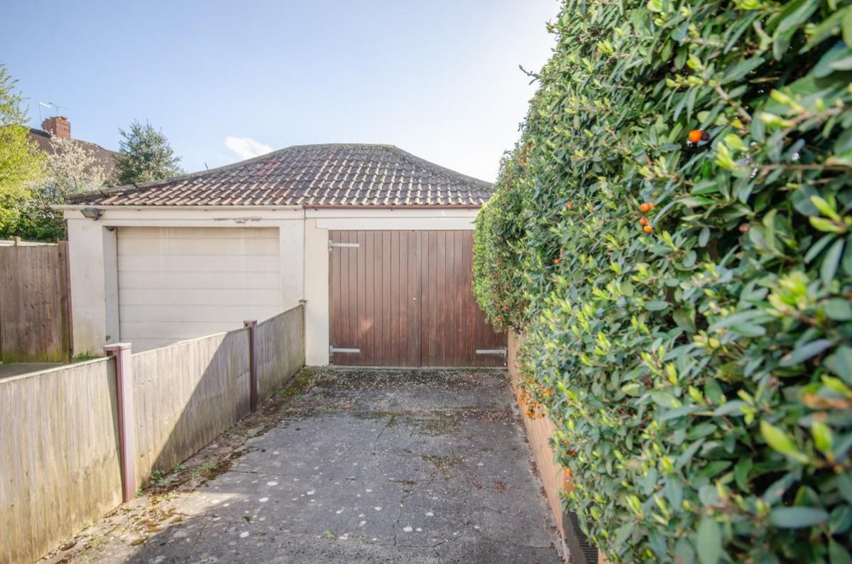 Heath Walk, Downend, Bristol, BS16 6EZ