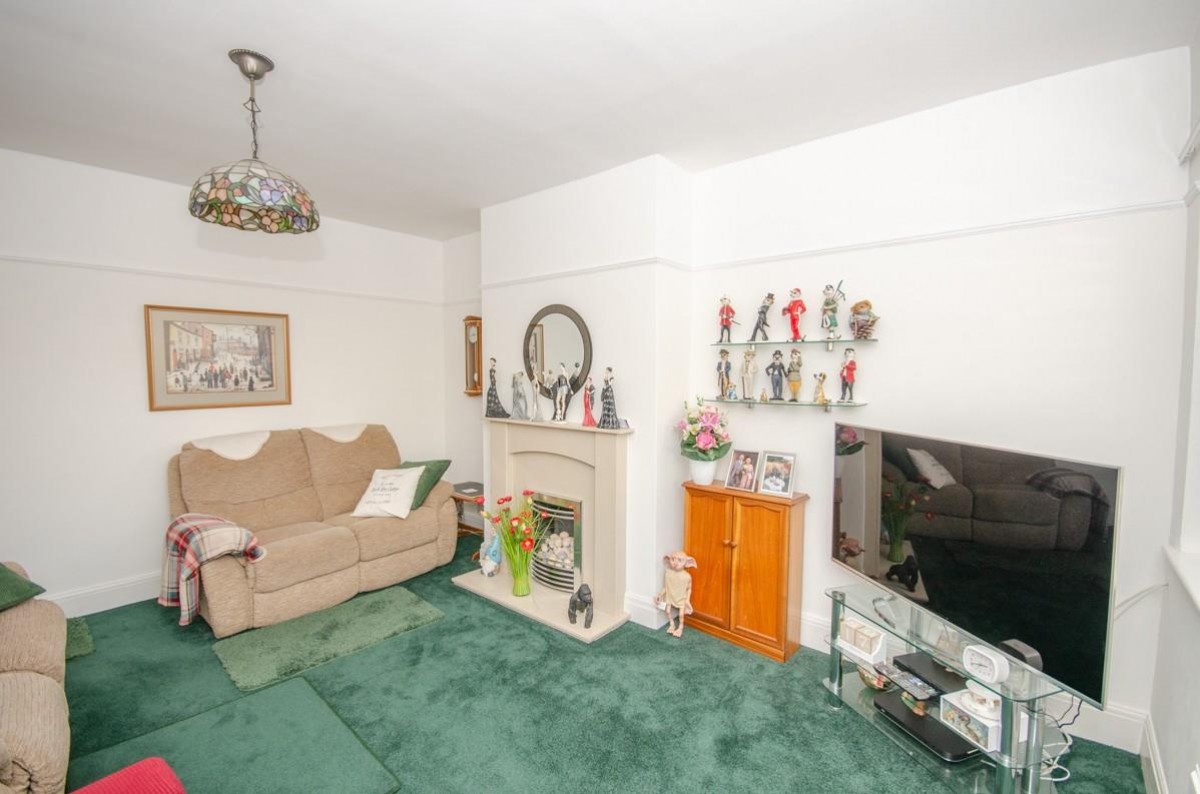 Heath Walk, Downend, Bristol, BS16 6EZ