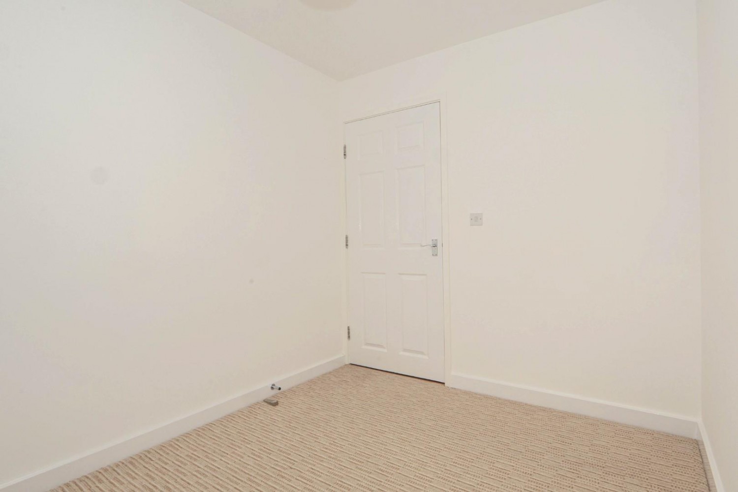 Broadlands Court, LS28 9GE