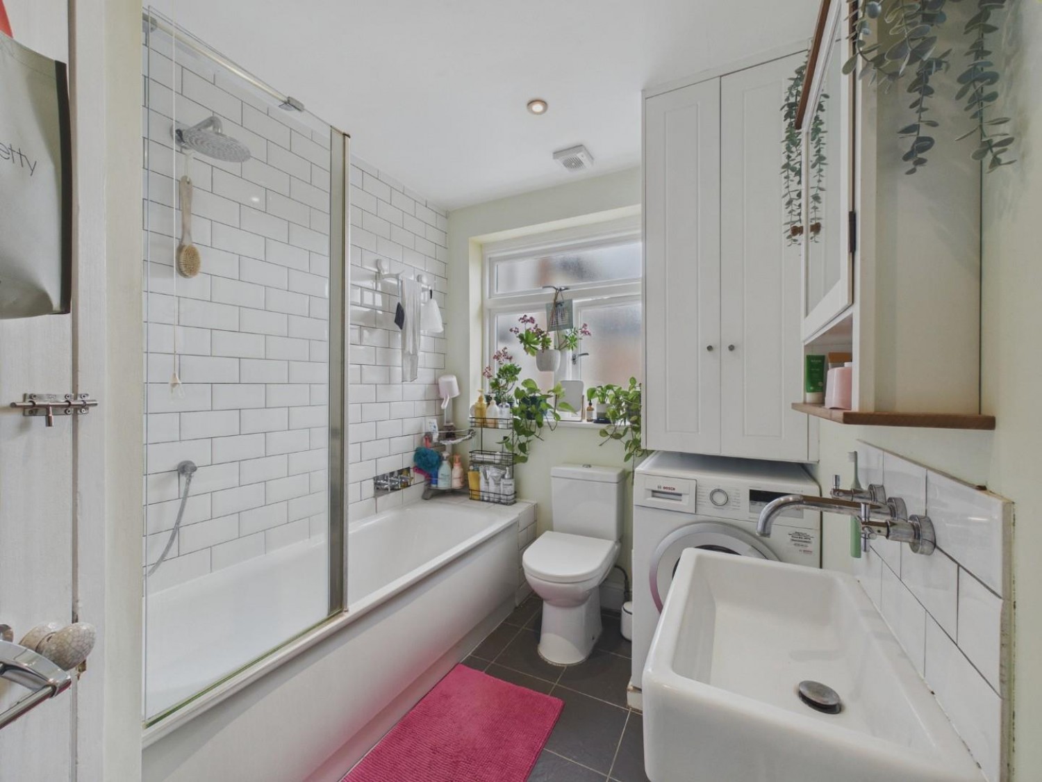 Leghorn Road, London