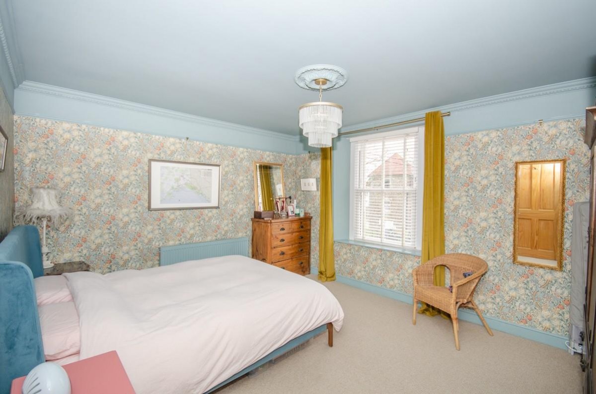 Richmond Road, Mangotsfield, Bristol, BS16 9HB