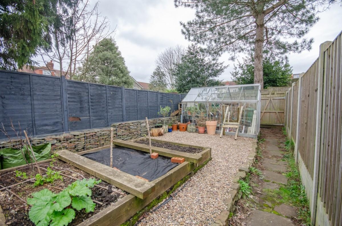 Richmond Road, Mangotsfield, Bristol, BS16 9HB